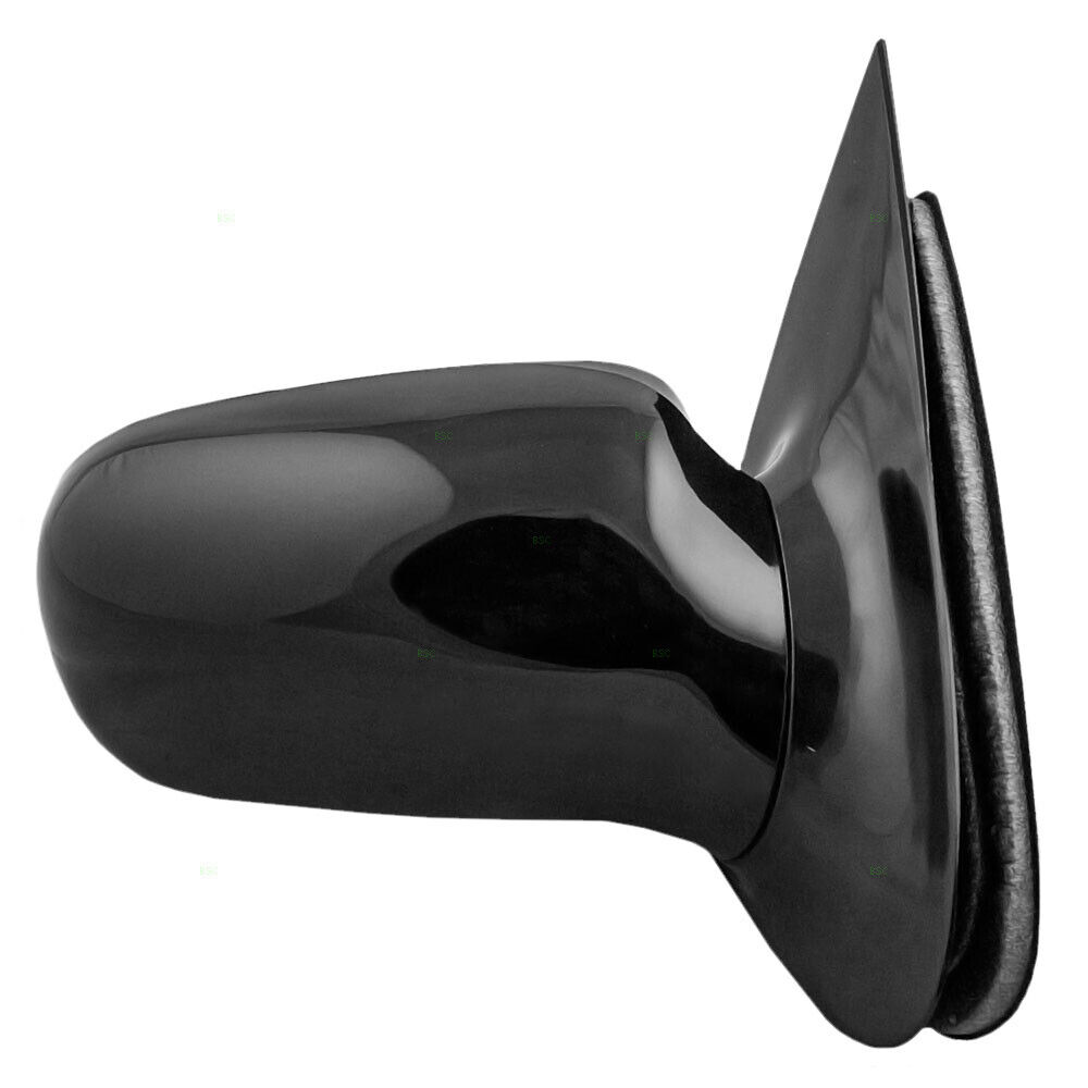 2000 Chevrolet Cavalier Coupe with Painted Side View Mirror